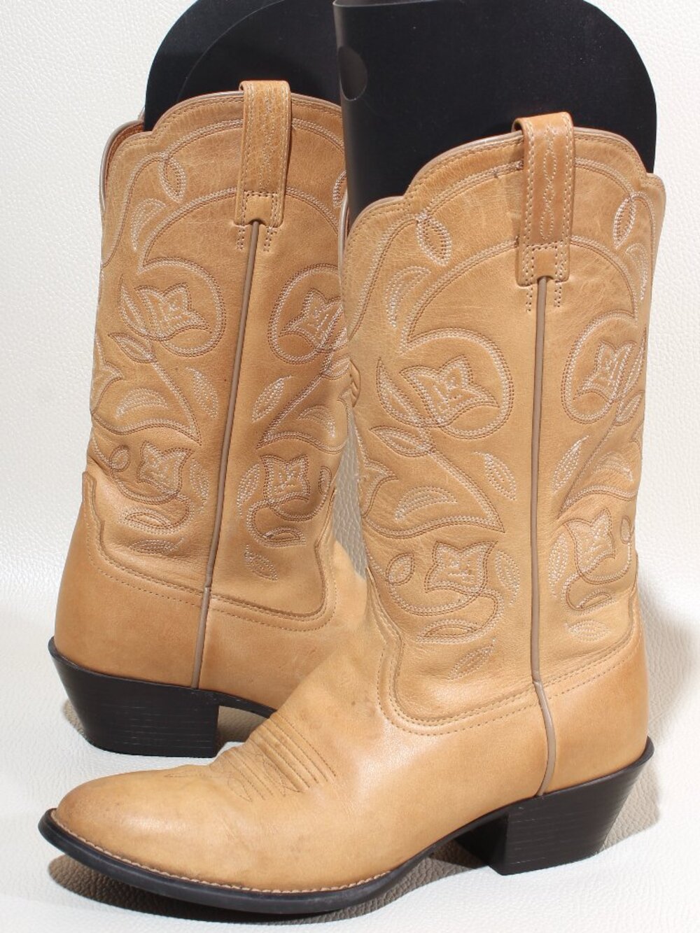 Womens Ariat Vintage Heritage R Toe Western Boots Size 7 B Brown Leather Western